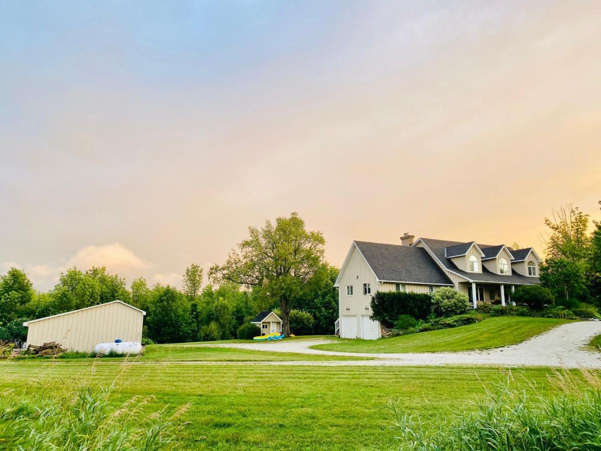The Glen Huron Inn Duntroon Bagian luar foto