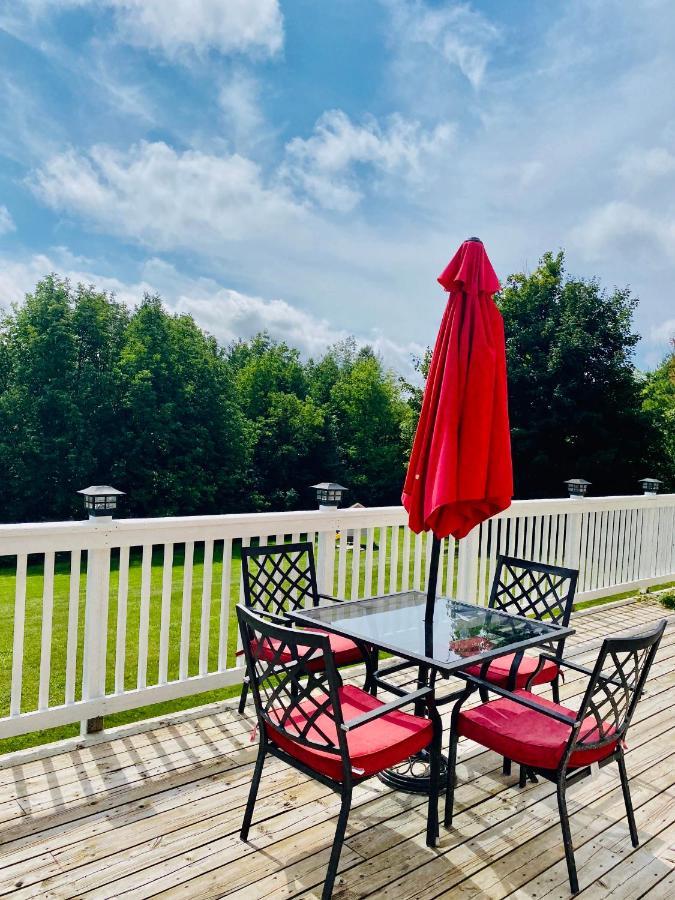 The Glen Huron Inn Duntroon Bagian luar foto